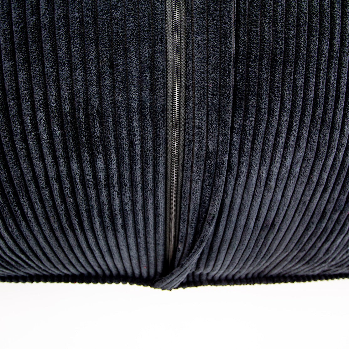 L Flip Sak Black Corduroy