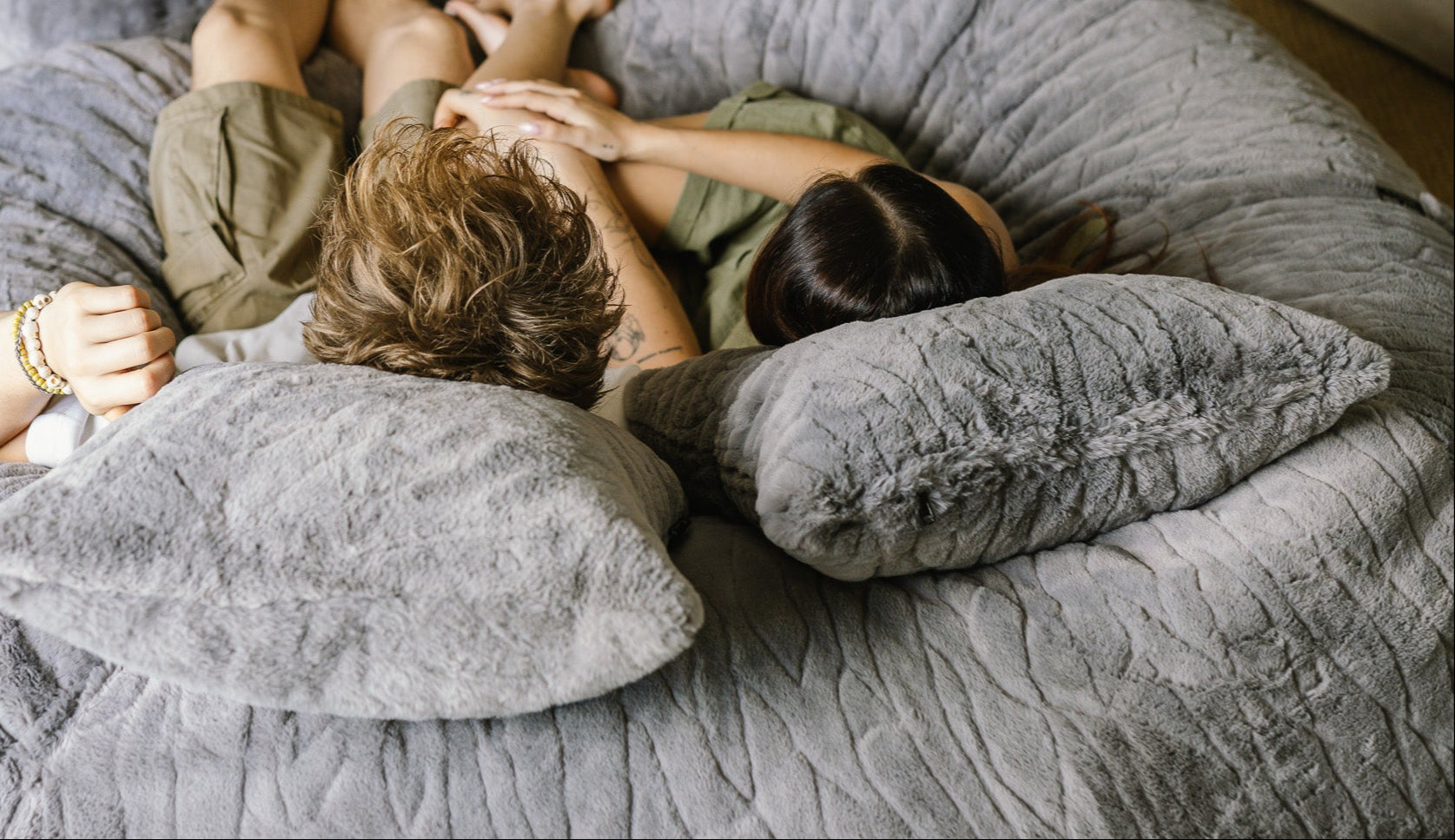 Scatters Light Grey Fur - Happy Sak SA