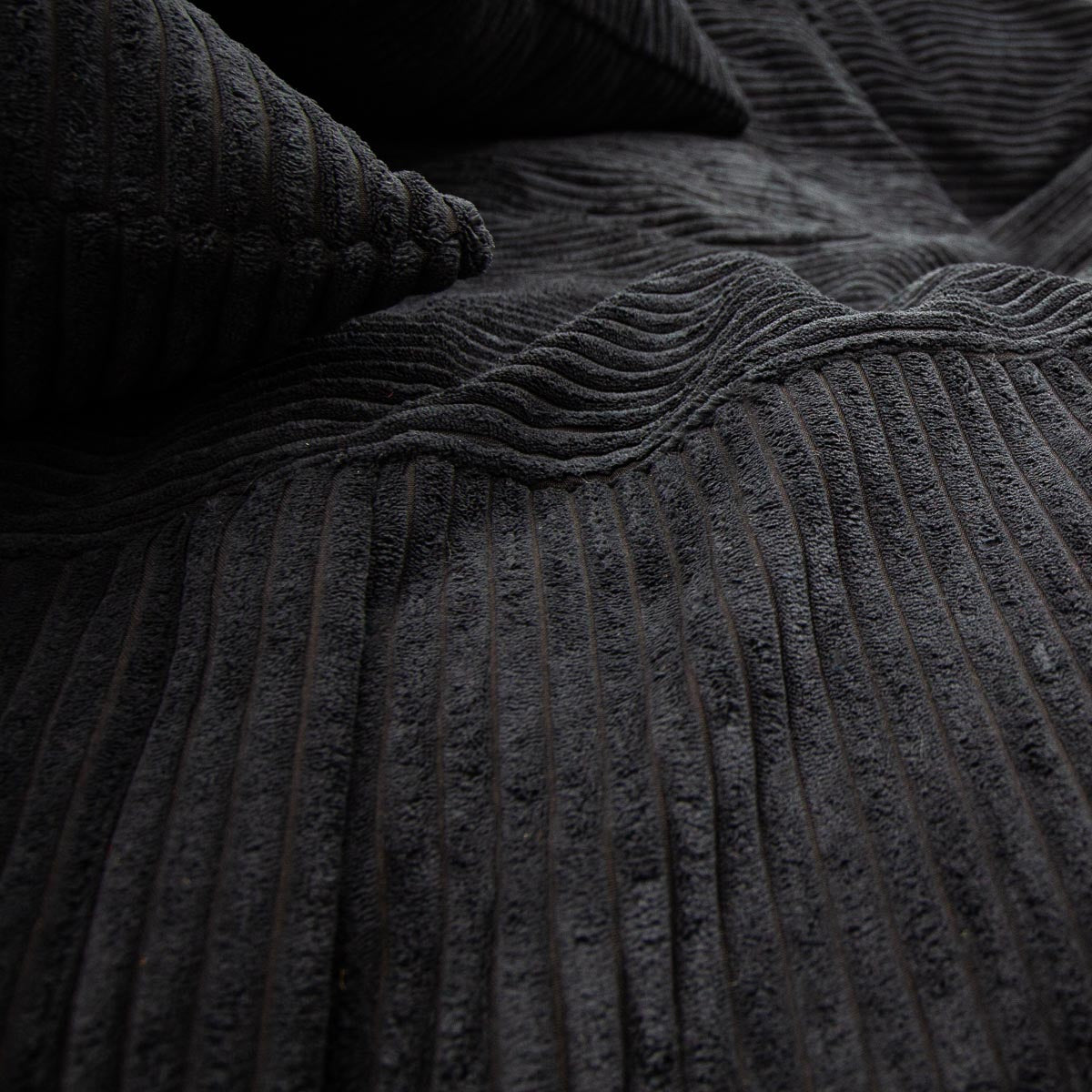 Black Cord M + Scatter