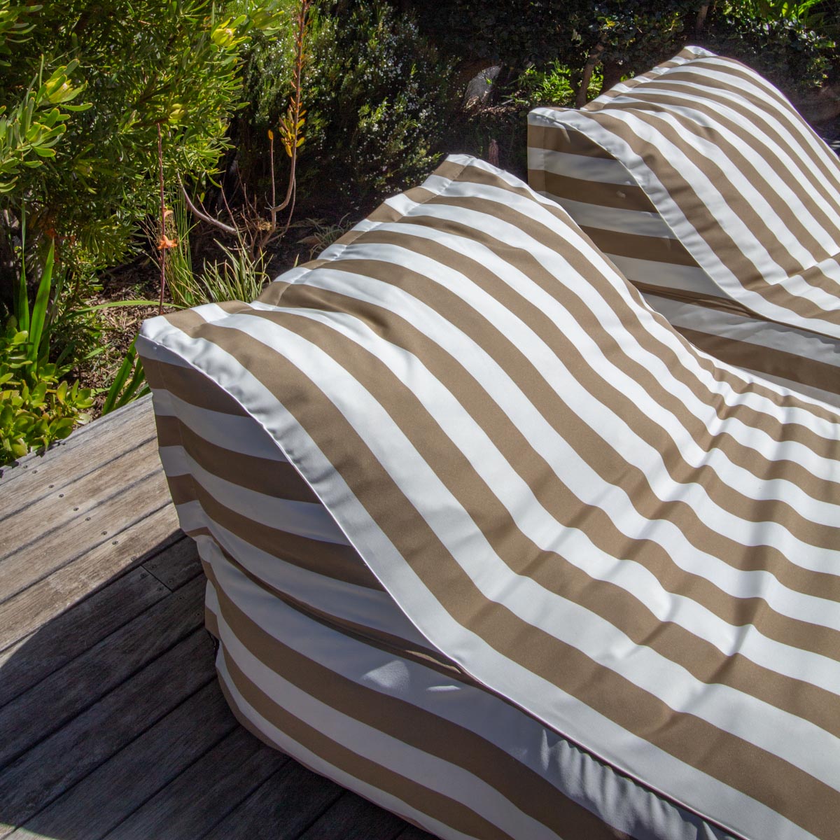 Beige & White Stripe Pool Lounger Bed