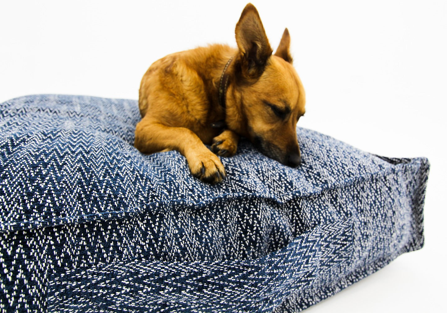 S Dog Bed Dark Blue