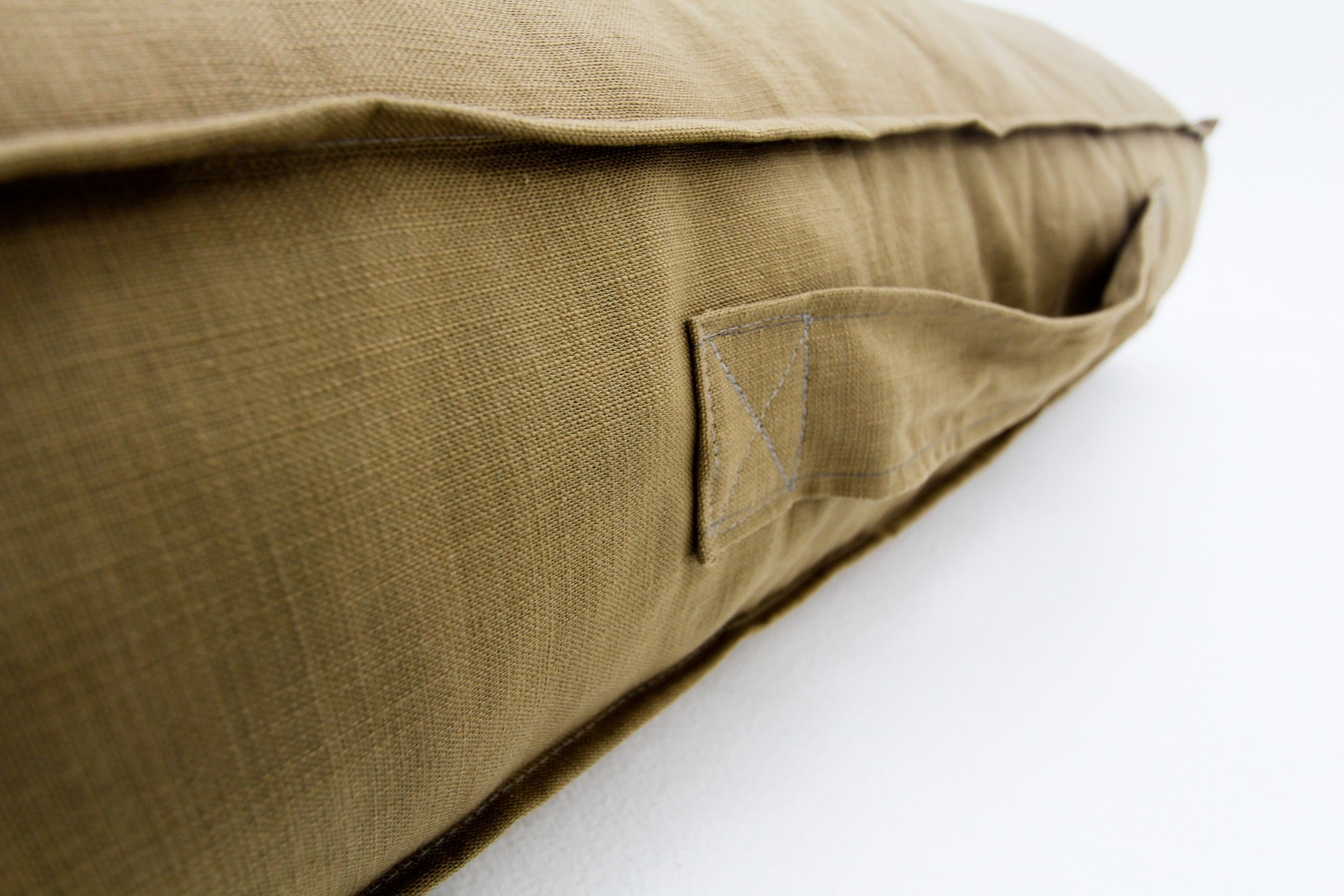 M Dog Bed Beige Indoor Covers - Happy Sak SA