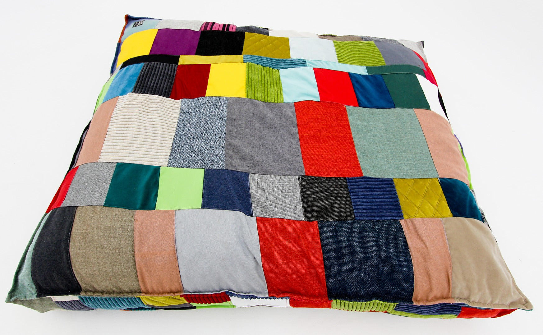 L Dog Bed Patchwork