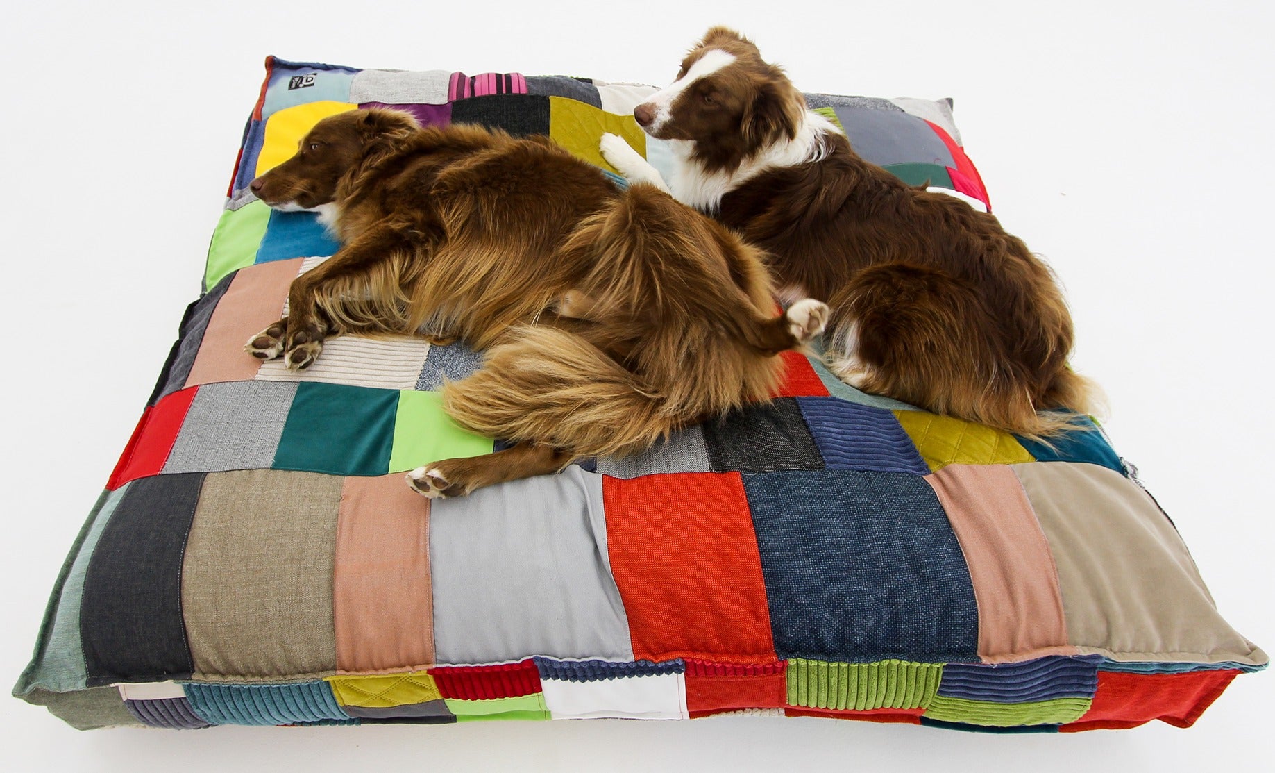 L Dog Bed Patchwork